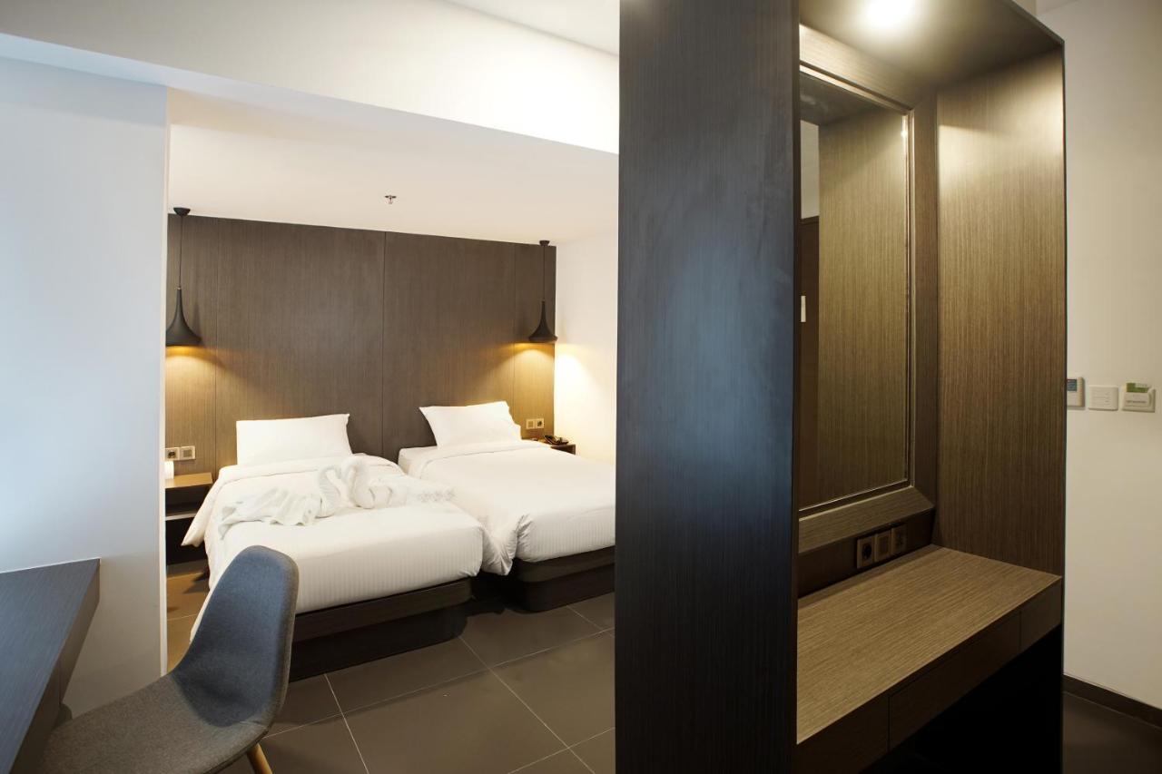 Malioboro Prime Hotel Yogyakarta Exterior foto